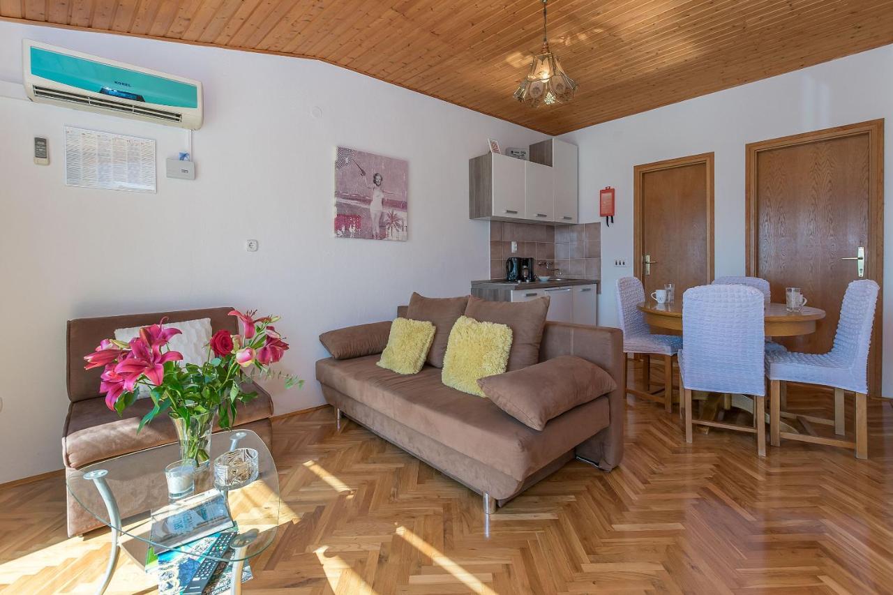 Apartments Clarus Mare Duće エクステリア 写真